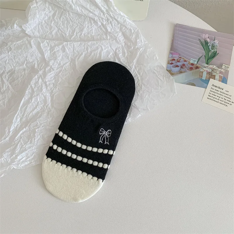 Black And White Cute Bubble Mouth Women's Low-cut Liners Socks Invisible