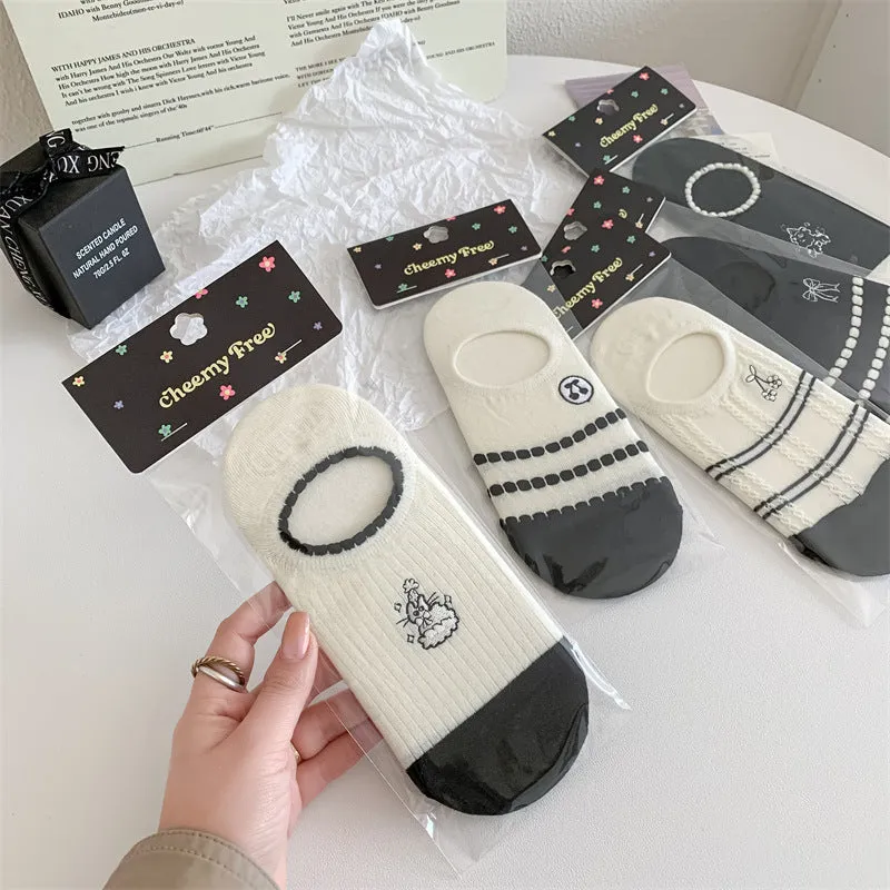 Black And White Cute Bubble Mouth Women's Low-cut Liners Socks Invisible