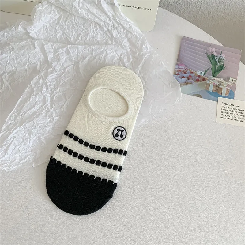 Black And White Cute Bubble Mouth Women's Low-cut Liners Socks Invisible