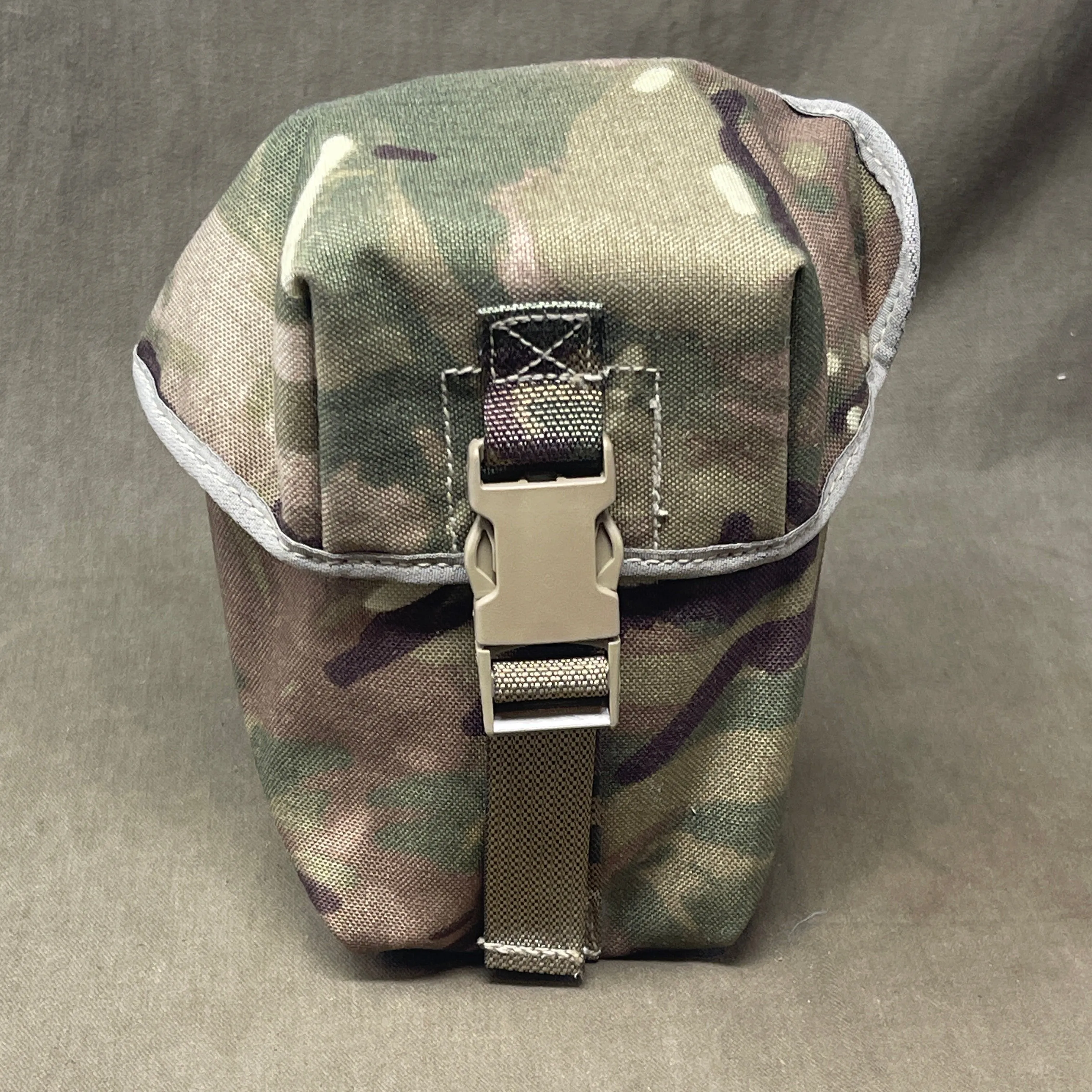 British Army MkIV Osprey MTP Water Bottle & Carrier