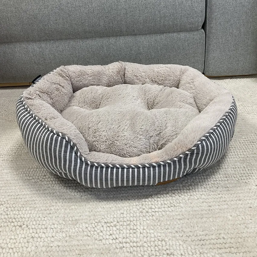 SAMPLE SALE: Hamptons Stripe Shell Bed Small