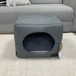 SAMPLE SALE: Water Resistant Dog Cube Grey