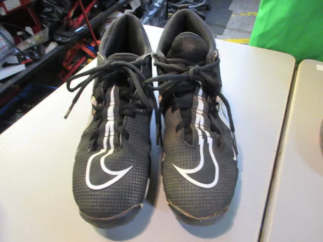 Used Nike Alpha Cleats Size 5